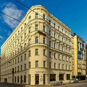 Hotel H+, Wenen